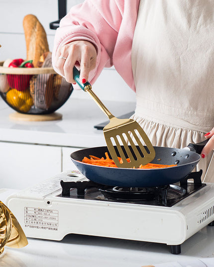 Light luxury kitchenware set