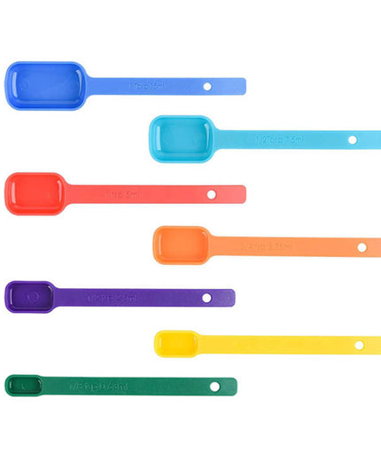 Color Plastic Measuring Cups M