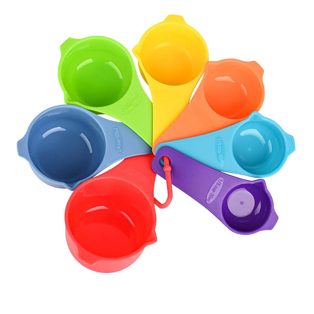 Color Plastic Measuring Cups M